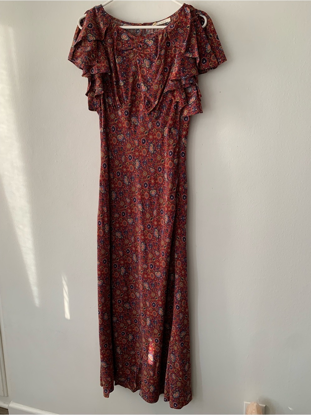 NWT Doen Beatriz Silk Ruffle Short Sleeve Maxi Dress Rouge Adaline Medallion - Picture 9 of 15